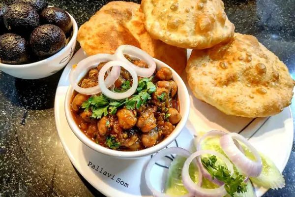 Chole-Bhature